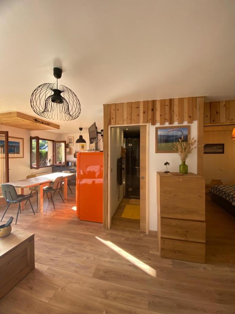 Appartement Au Calme Avec Vue Sur Les Montagnes. Sévrier Εξωτερικό φωτογραφία